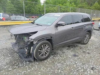 2018 Toyota Highlander 5TDJZRFH9JS540800 Lot 52569736