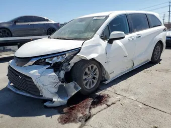 2021 Toyota Sienna 5TDKRKEC9MS042179 Lot 71556915