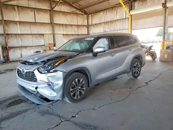 2022 Toyota Highlander 5TDGZRAH4NS546883 Lot 53131856