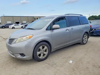 2015 Toyota Sienna 5TDKK3DC8FS588955 Lot 55007926