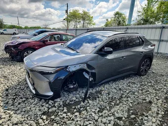 2024 Toyota bZ4X JTMABACA6RA058727