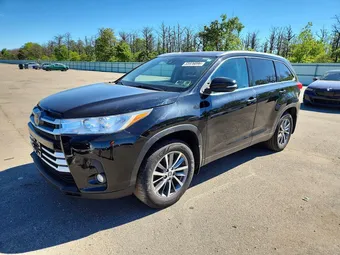 2019 Toyota Highlander 5TDJZRFHXKS566632 Lot 55926896