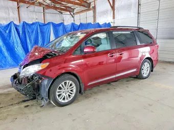 2017 Toyota Sienna 5TDYZ3DC4HS821142 Lot 52710176