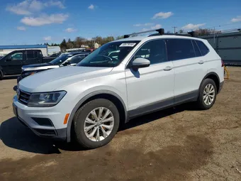 2018 Volkswagen Tiguan 3VV2B7AX4JM153424 Lot 48679556