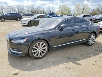 2017 Volvo S90 YV1A22ML9H1012422