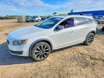 2016 Volvo V60 YV4612HM7G1008432