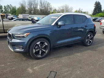 2021 Volvo XC40 YV4162UK6M2561949