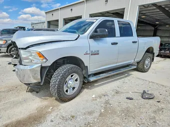 2018 Ram 2500 3C6UR5CL0JG359881