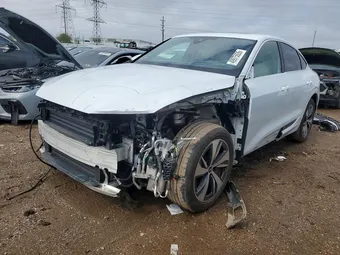 2024 Audi Q8 e-tron WA1CAAGE0RB007771