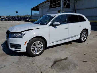 2019 Audi Q7 WA1AHAF73KD047066