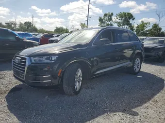 2018 Audi Q7 WA1LAAF72JD036393