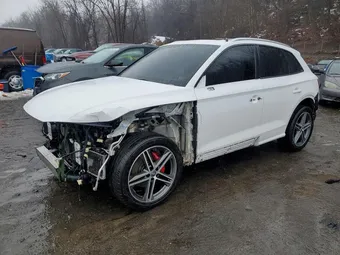 2018 Audi SQ5 WA1A4AFY1J2202714