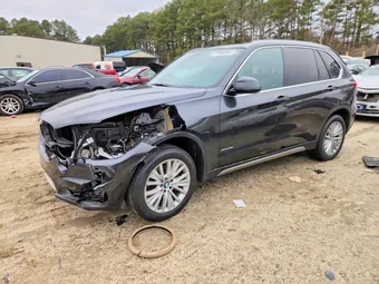 2017 BMW X5 5UXKR0C39H0X82734 Lot 77680365