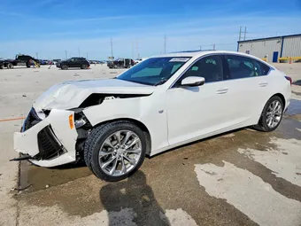 2021 Cadillac CT5 1G6DN5RK0M0110558