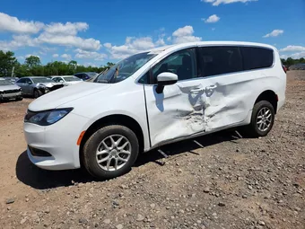 2022 Chrysler Voyager 2C4RC1CGXNR224404