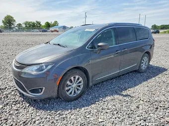2018 Chrysler Pacifica 2C4RC1EG1JR321563 Lot 55080156