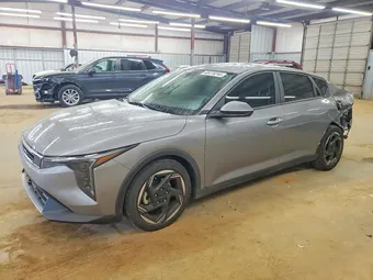 2025 Kia K4 3KPFU4DEXSE110365