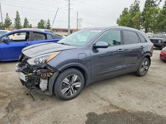 2020 Kia Niro KNDCM3LD2L5392293
