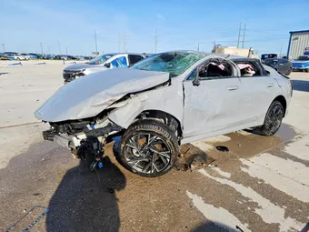 2025 Kia K5 KNAG64J74S5386876