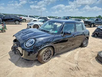 2026 Mini Cooper WMW53GD08T2X96938