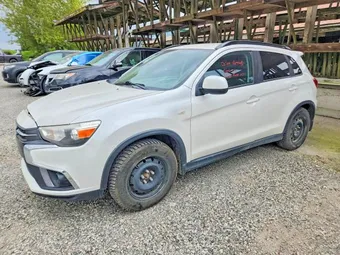 2018 Mitsubishi RVR JA4AJ4AW9JU600659