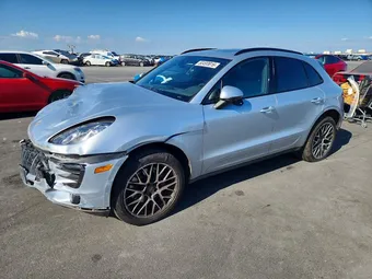 2017 Porsche Macan WP1AB2A52HLB16961