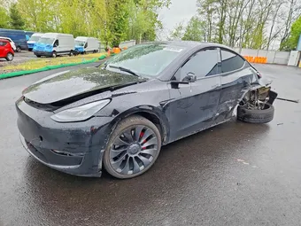 2022 Tesla Model Y 7SAYGDEF8NF469545 Lot 50970526