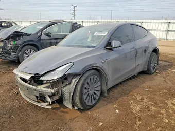 2023 Tesla Model Y 7SAYGDED7PF942577 Lot 47350876