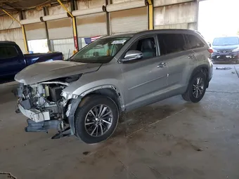 2018 Toyota Highlander 5TDJZRFH4JS898094 Lot 55470606