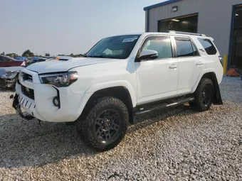 2020 Toyota 4Runner JTEBU5JR2L5770615