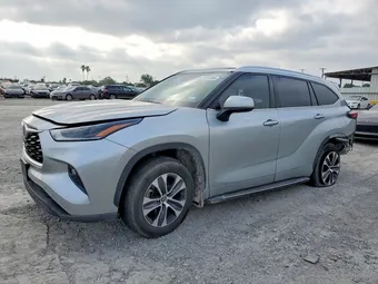 2021 Toyota Highlander 5TDGZRBH4MS103999 Lot 51350886