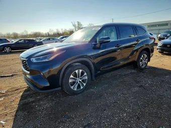 2021 Toyota Highlander 5TDGBRCH0MS521947 Lot 49023196