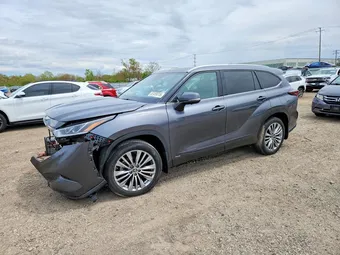 2024 Toyota Highlander 5TDEBRCH8RS603228 Lot 52499316