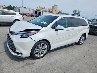 2024 Toyota Sienna 5TDERKECXRS184447 Lot 50171496