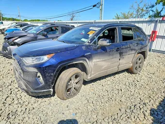 2021 Toyota RAV4 2T3E6RFV2MW028380 Lot 56028436