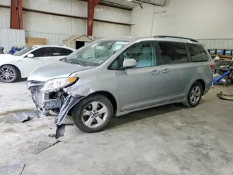 2020 Toyota Sienna 5TDKZ3DC6LS052755 Lot 54641216