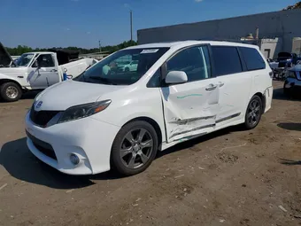 2017 Toyota Sienna 5TDXZ3DC4HS818592 Lot 53122086