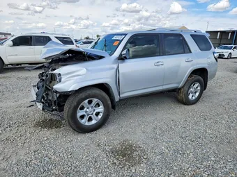 2018 Toyota 4Runner JTEBU5JR3J5543236