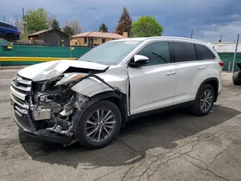 2019 Toyota Highlander 5TDJZRFH8KS584899 Lot 51651866