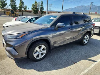 2022 Toyota Highlander 5TDZZRAH3NS560959 Lot 46353866