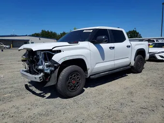 2025 Toyota Tundra 5TFPC5DBXSX106545