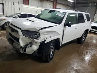 2020 Toyota 4Runner JTEBU5JR5L5788056
