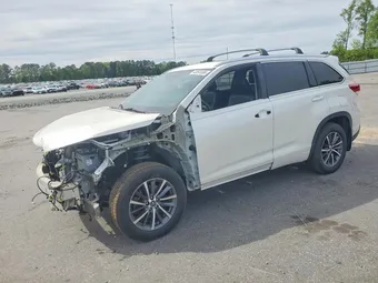 2018 Toyota Highlander 5TDJZRFH0JS543083 Lot 48591806