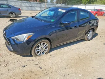 2017 Toyota Yaris 3MYDLBYV8HY161557