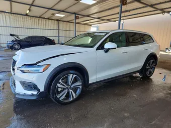 2025 Volvo V60 YV4L12WK1S2145731