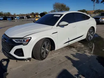 2024 Audi Q8 Sportback e-tron WA1BAAGE0RB022184
