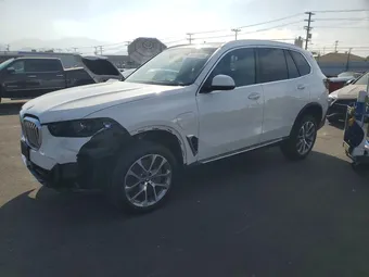2025 BMW X5 5UX43EU0XS9Y04268