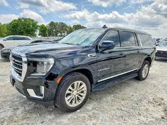 2021 GMC Yukon XL 1GKS1GKD7MR258486
