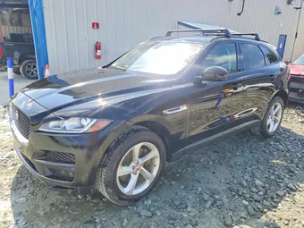2017 Jaguar F-PACE SADCJ2BV7HA058616
