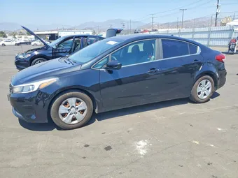 2018 Kia Forte 3KPFK4A75JE246445 Lot 56172176